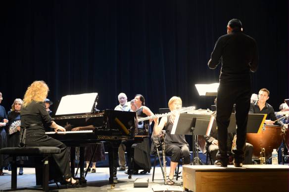 963903_583369695036916_997399042_o